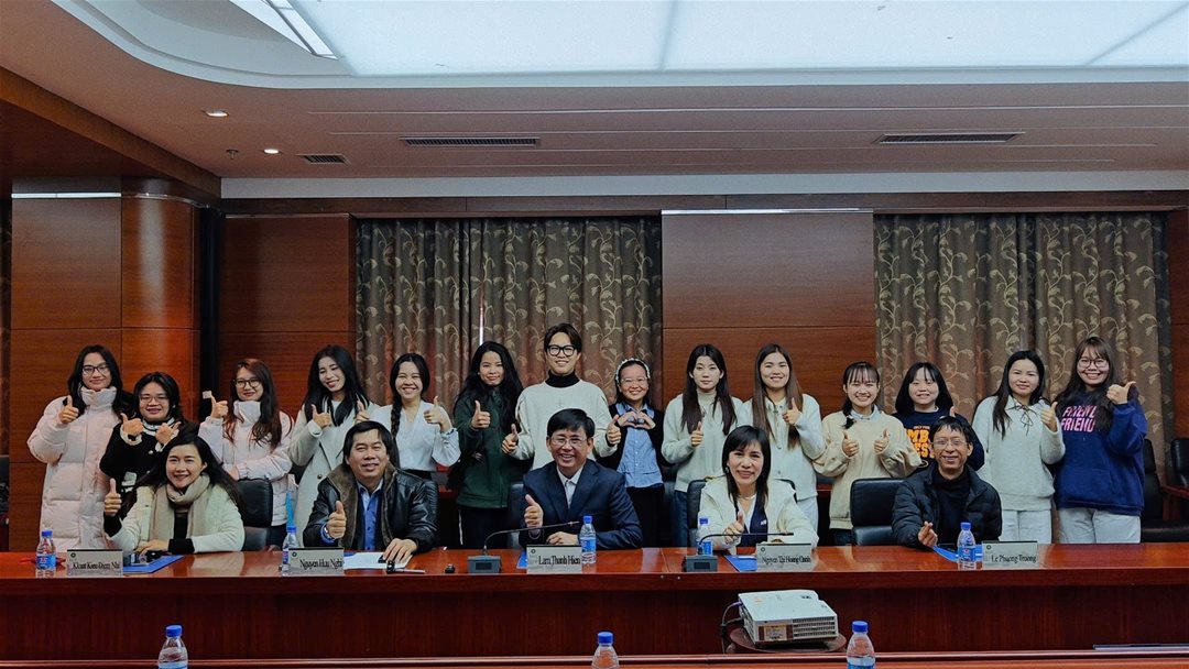 Tăng cường hợp tác giáo dục quốc tế: Chuyến công tác ý nghĩa của ĐH Lạc Hồng tại ĐH Lỗ Đông